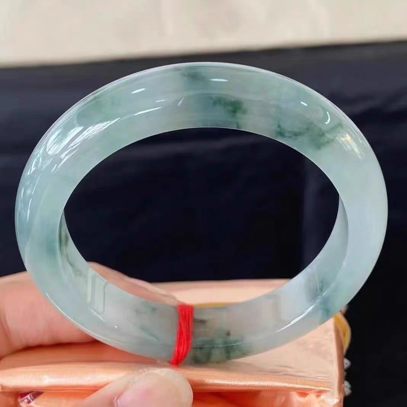 Myanmar jadeite with blue flor - Bracelets recension och pris